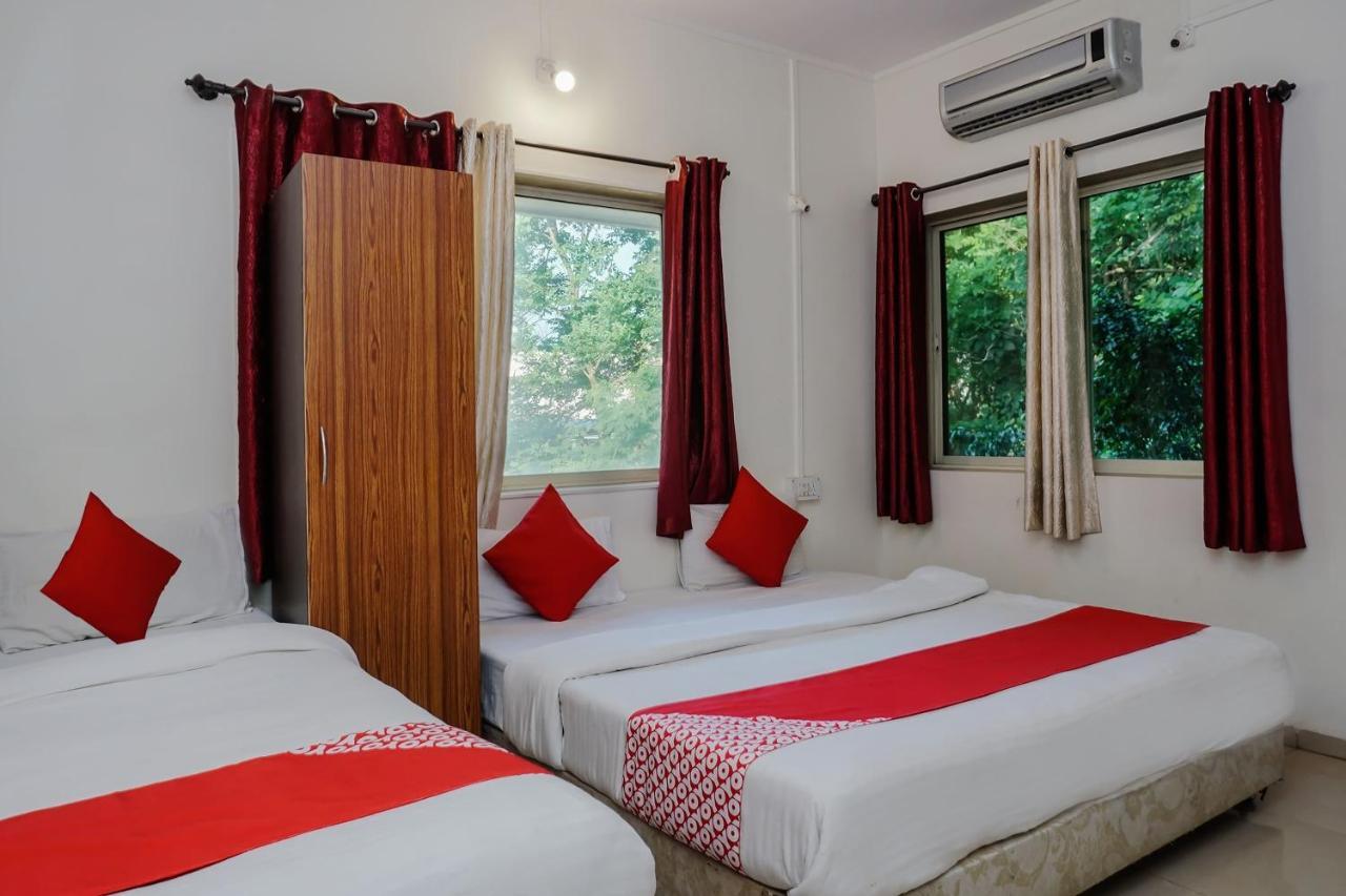Dreams Holiday Resort Лонавала Екстериор снимка